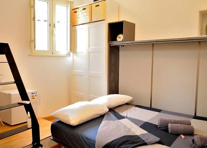 Panoramic Suite***** In The Heart Of Apartment Catania